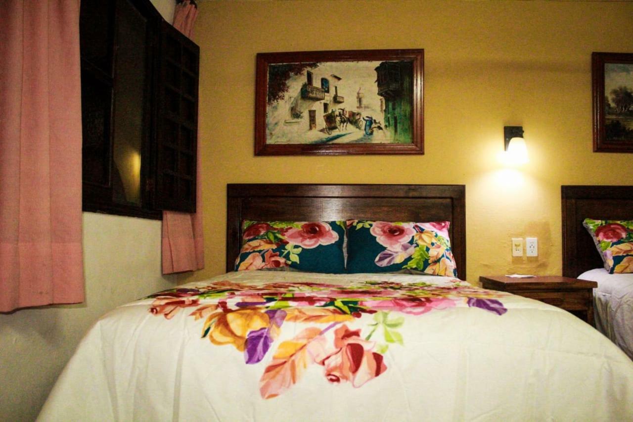 Hotel San Clemente Valladolid  Exterior photo